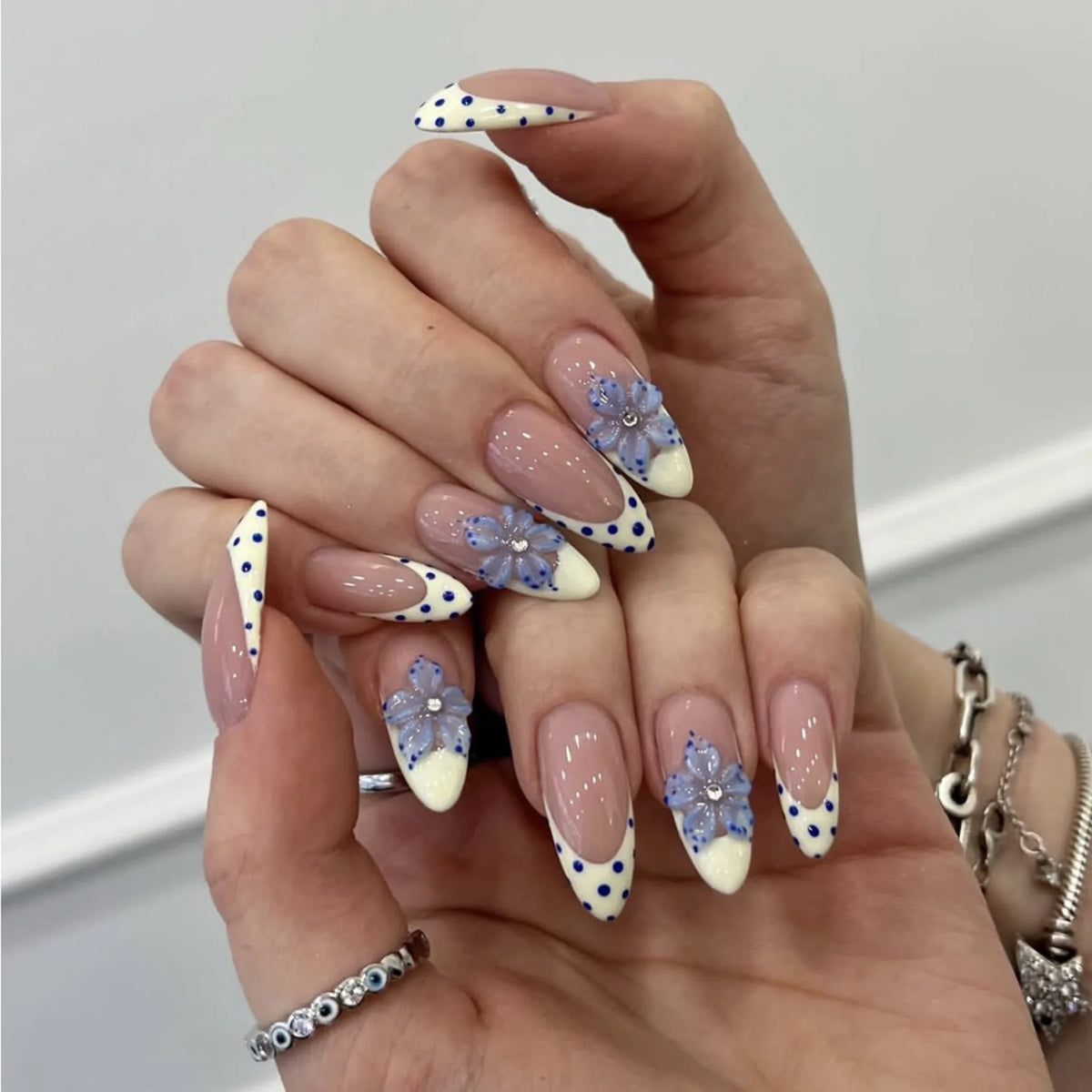 Blue Crush – 3D Press-On Nails | Almond